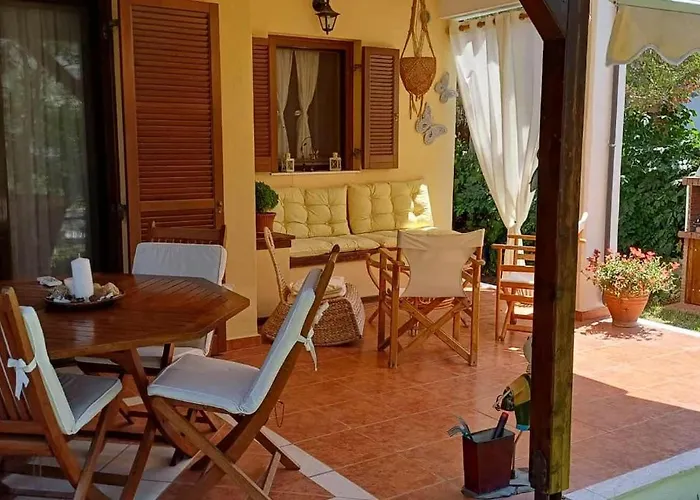 Tassos House * Никити