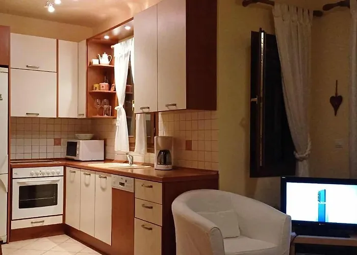 Tassos House *