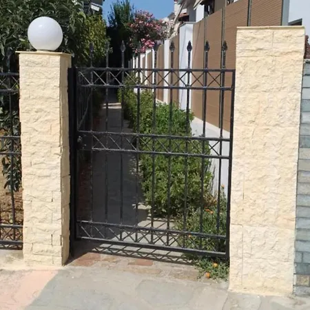 Tassos House Case de vacanță